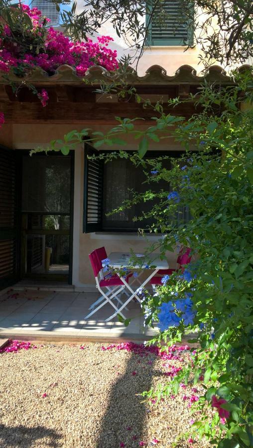 La Casa Nel Borgo Villa Chia Exterior photo