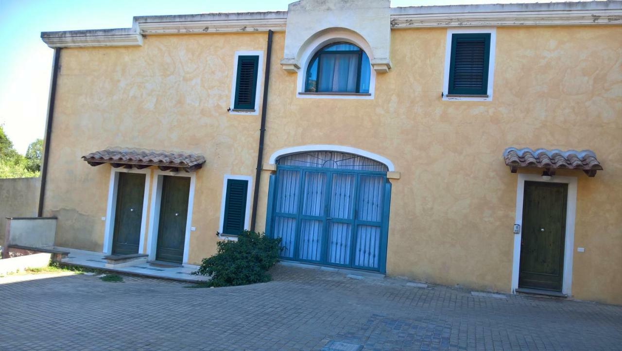 La Casa Nel Borgo Villa Chia Exterior photo